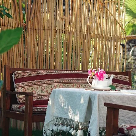 Geniş Bahçeli Barbekülü Kır Evi Kozalak Evlerı * Ortaca (Mugla)