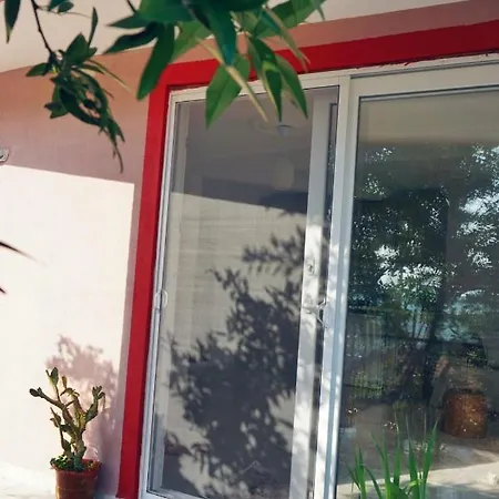 Geniş Bahçeli Barbekülü Kır Evi Kozalak Evlerı Casa de Férias Ortaca (Mugla)